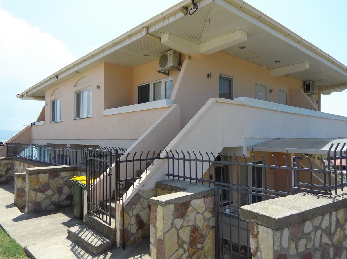 Villa Daniela Apartments 노프 도이란 외부 사진